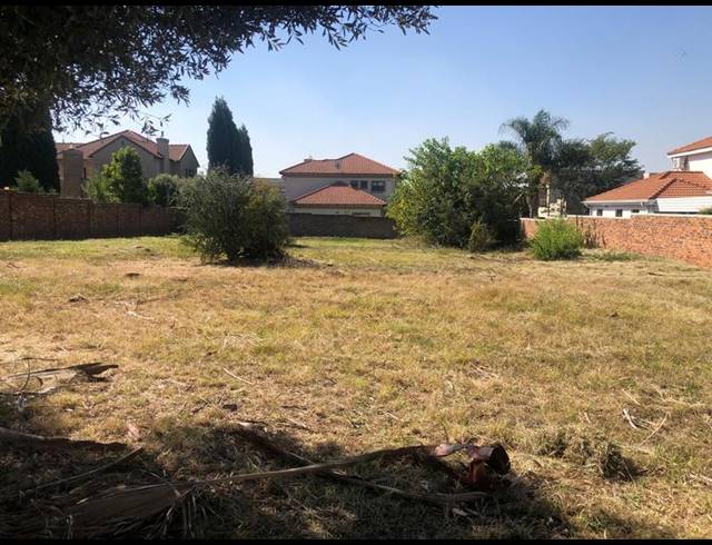 LAND FOR SALE IN SILVERWOODS COUNTRY ESTATE
